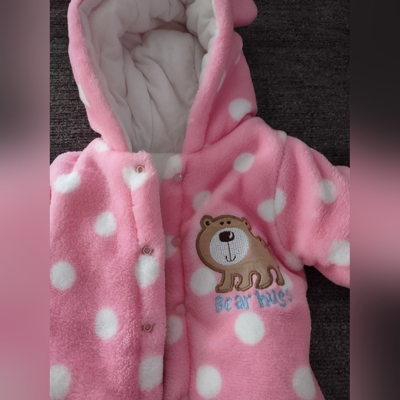 Babygirl snowsuit - Picture 2 of 3
